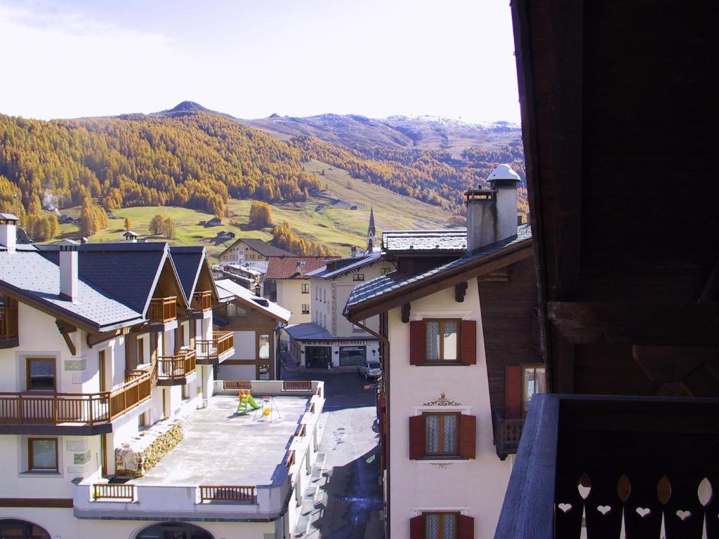 Chalet La Nuvola Livigno Exterior photo